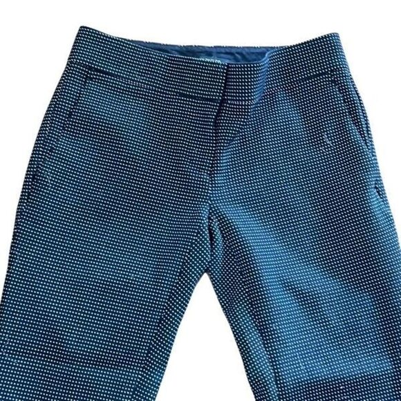 Ann Taylor Black Print Cropped Ankle Pants Size 00P - Picture 2 of 4